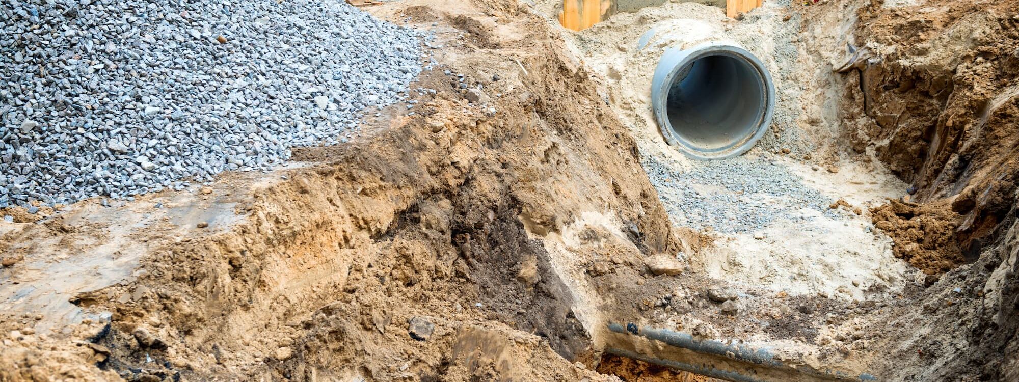 ASSAINISSEMENT INSTALLATION 2000X750 | Algotra Quand et comment planifier la pose d’un réseau télécom enterré dans votre propriété ? Wittenheim
